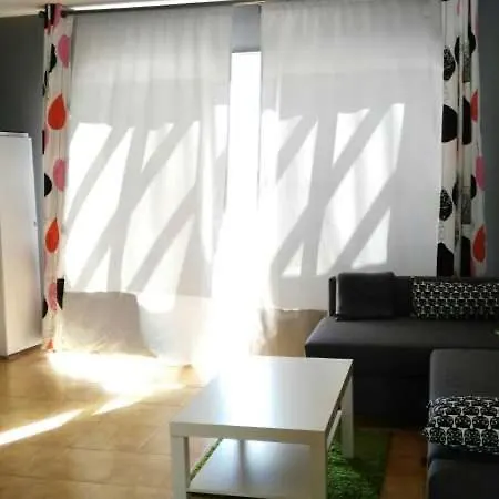 Sleeps 4 Pool Wifi T691569 Apartman